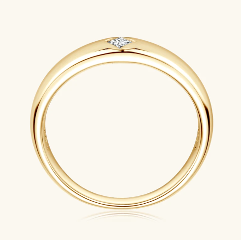 Aliança 15 Pontos Princesa Moissanite Prata Banhada à Ouro 18k