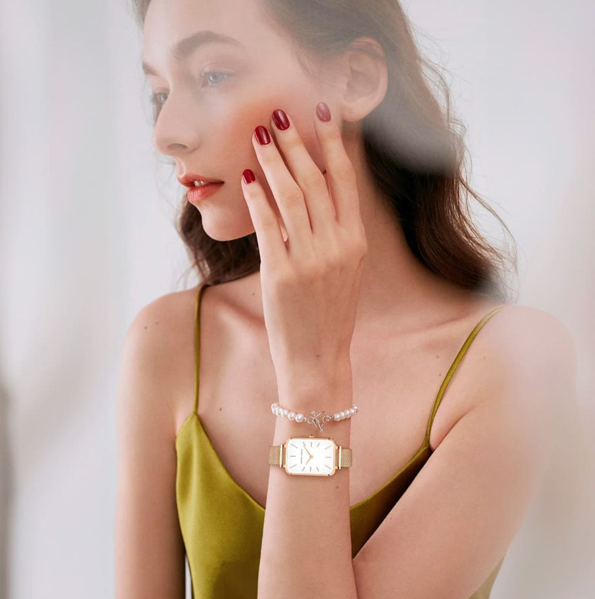 Relógio Feminino Vintage 34mm Dourado