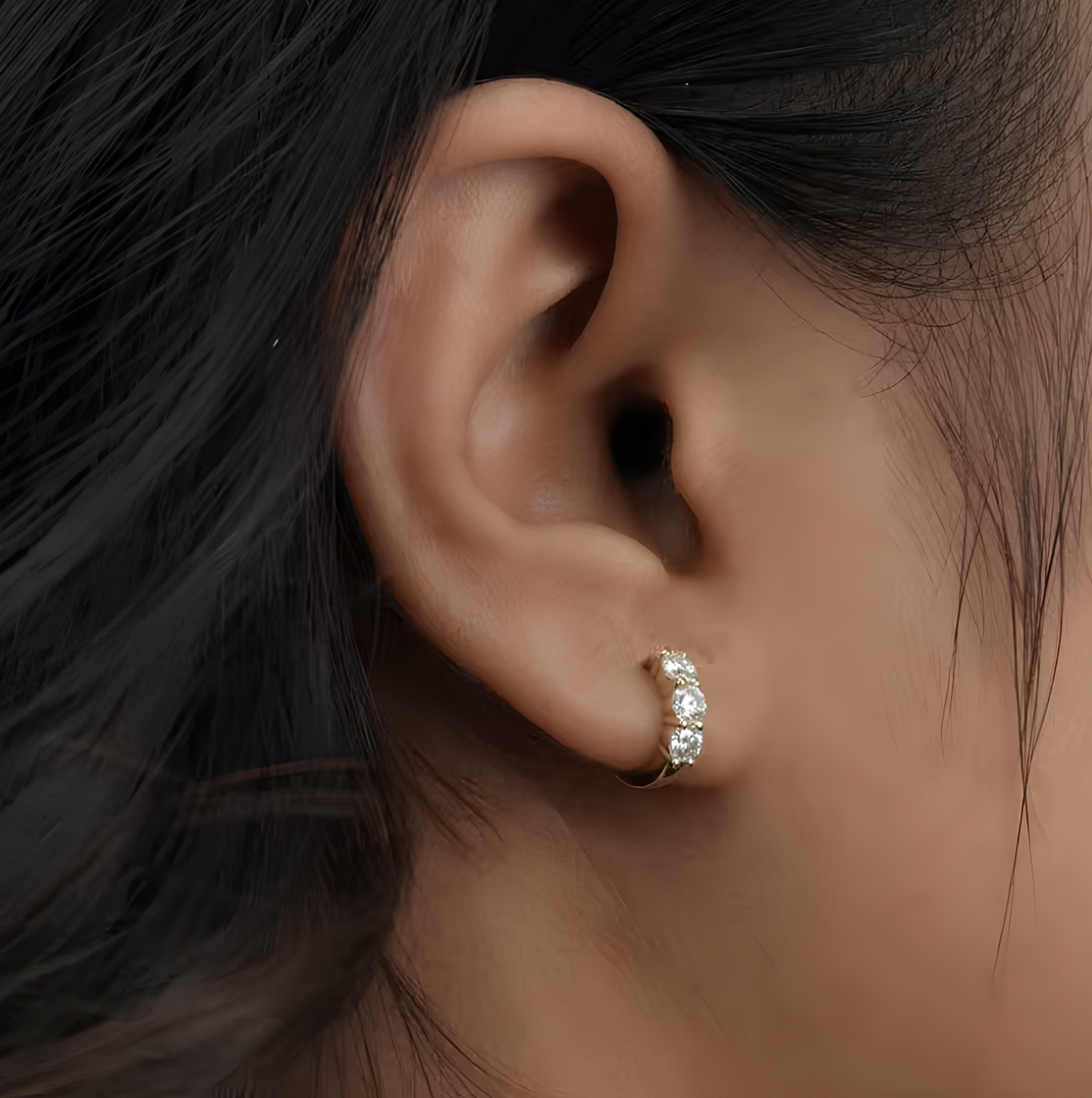 Brinco Três Estrelas Moissanite Banhado a Ouro 18k