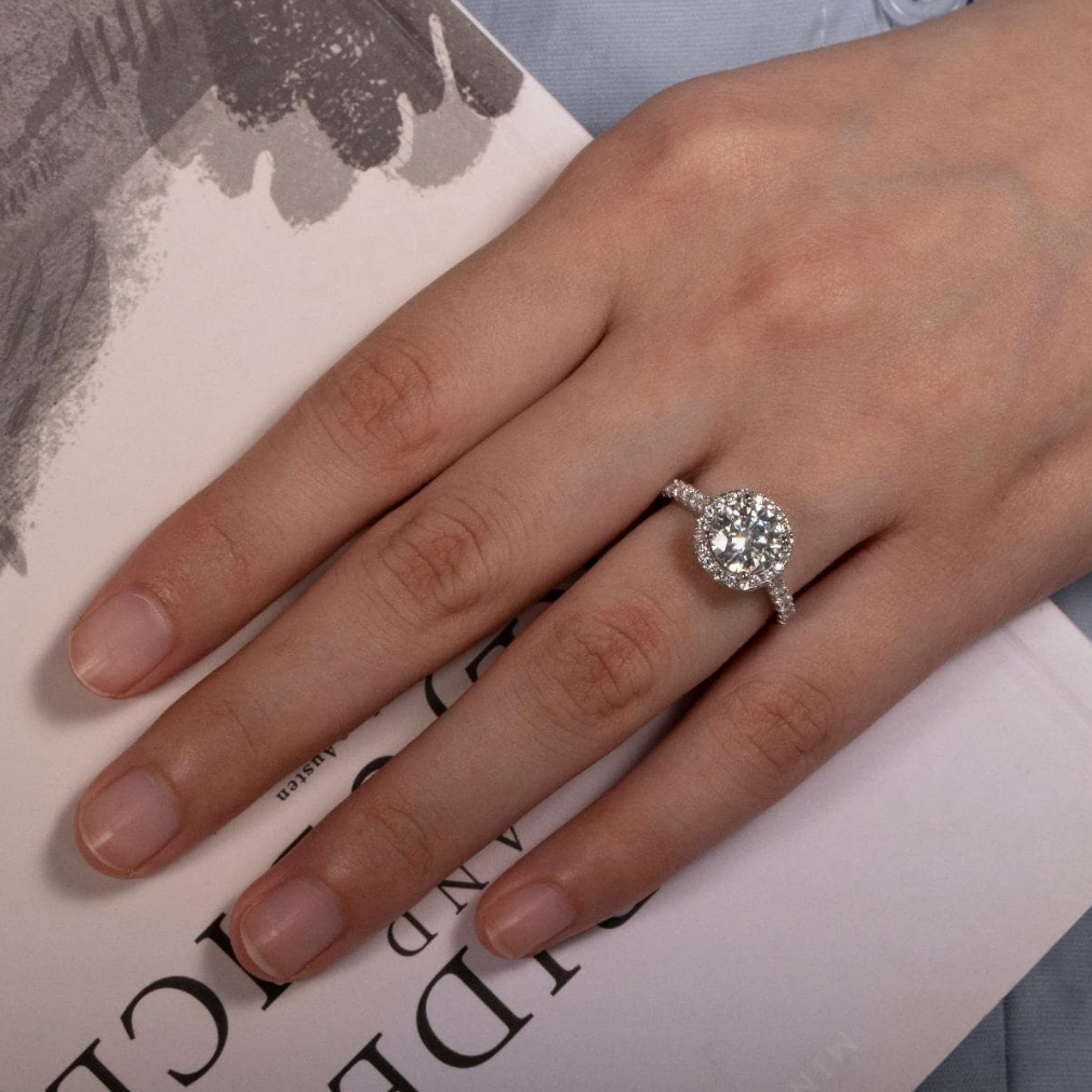 Anel Coroa Brilhante Moissanite Cravejado
