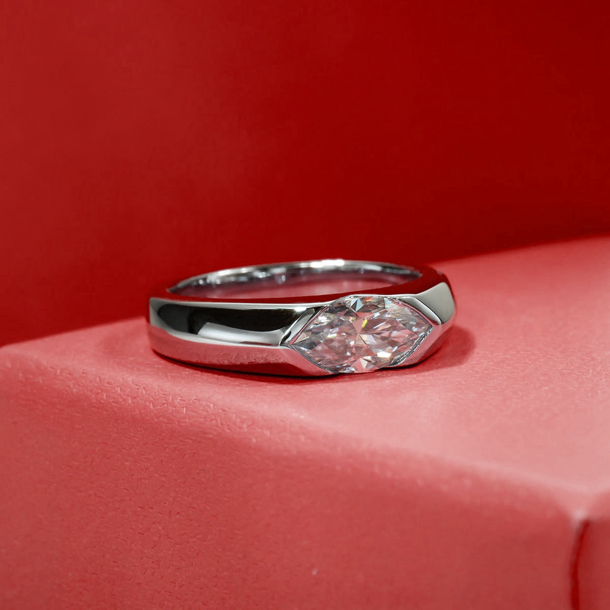 Anel Marquesa Moissanite