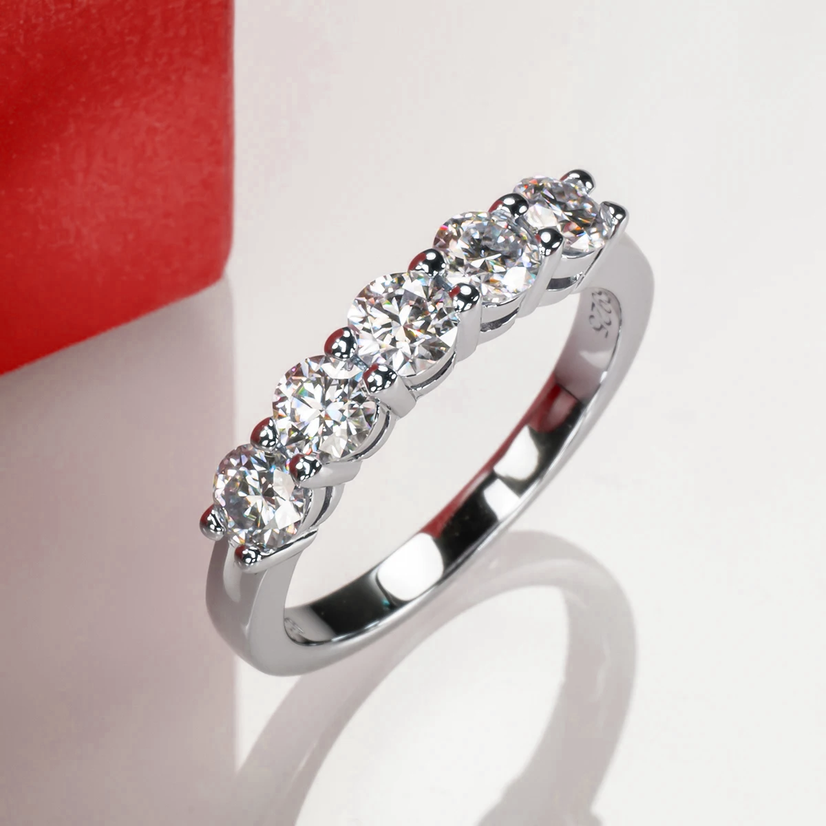 Anel Quintessência Moissanite Banhado a Ouro 18k