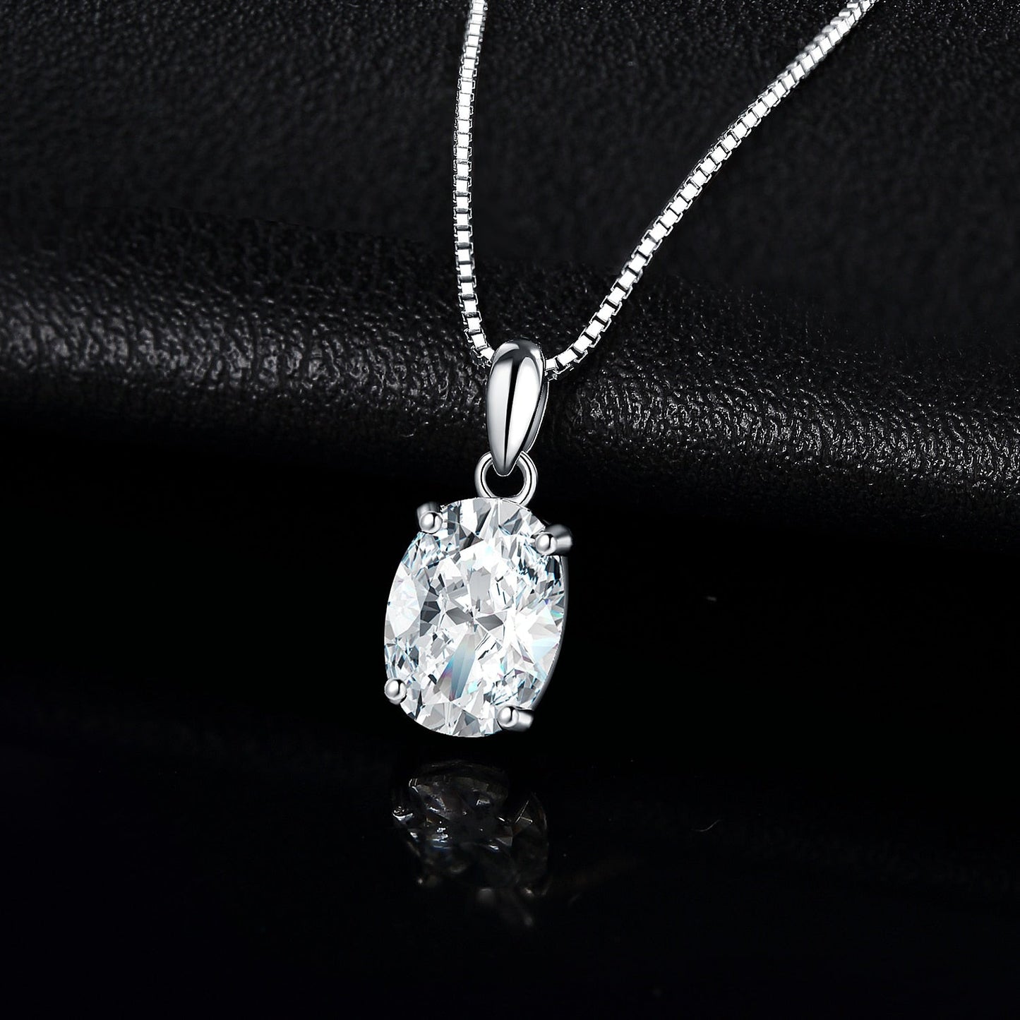 Colar Oval 4 Garras Moissanite Folheado em Ouro Branco 18k - Loratta
