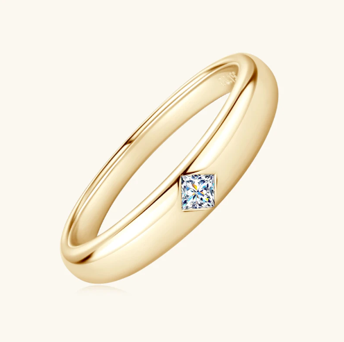 Aliança 15 Pontos Princesa Moissanite Prata Banhada à Ouro 18k