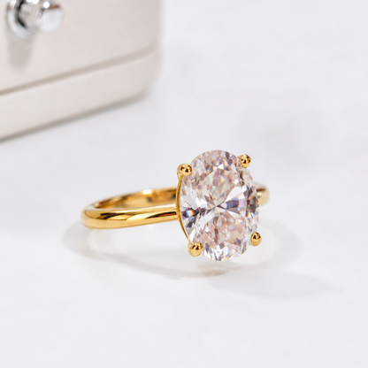 Anel Solitário Lyra Oval Moissanite em Ouro 18k