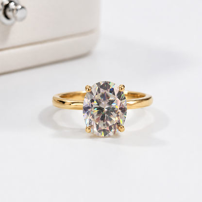 Anel Solitário Lyra Oval Moissanite em Ouro 18k