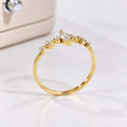 Anel Solitário Alira Navete Moissanite em Ouro 18k