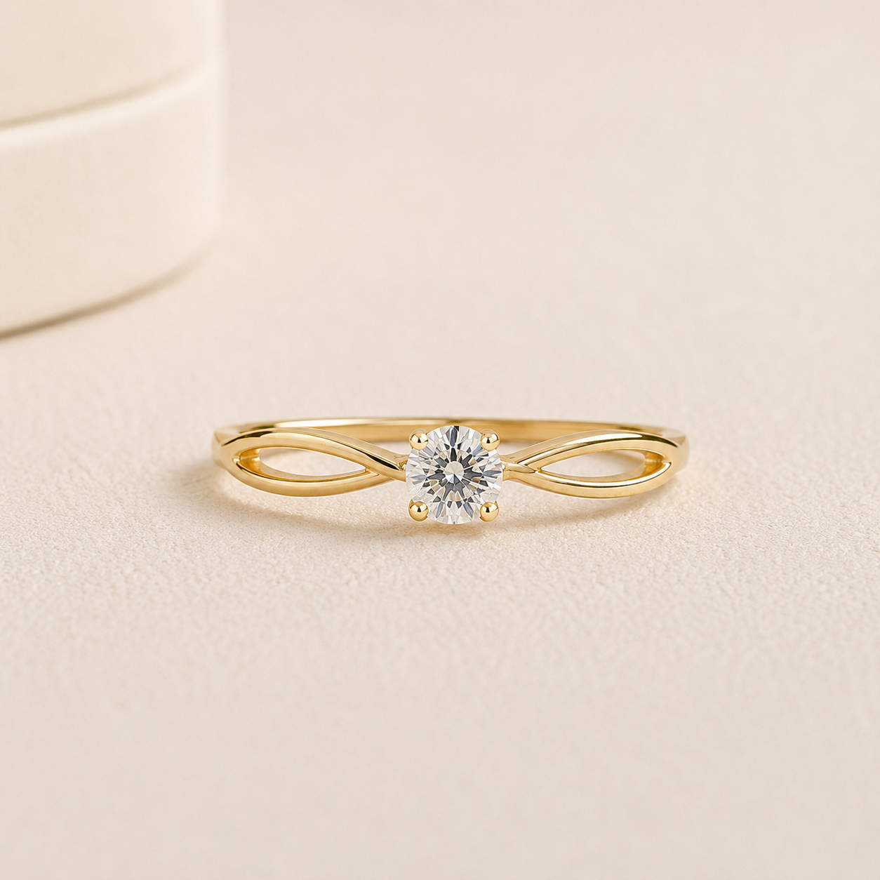 Anel Solitário Veneza Moissanite 3,5mm em Ouro 18k