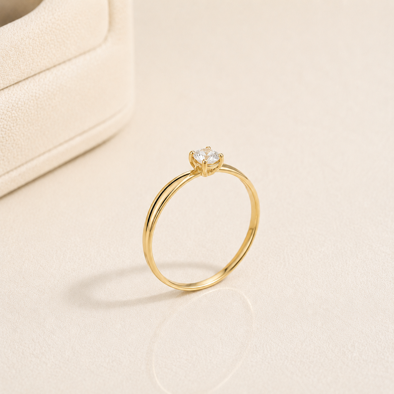 Anel Solitário Veneza Moissanite 3,5mm em Ouro 18k
