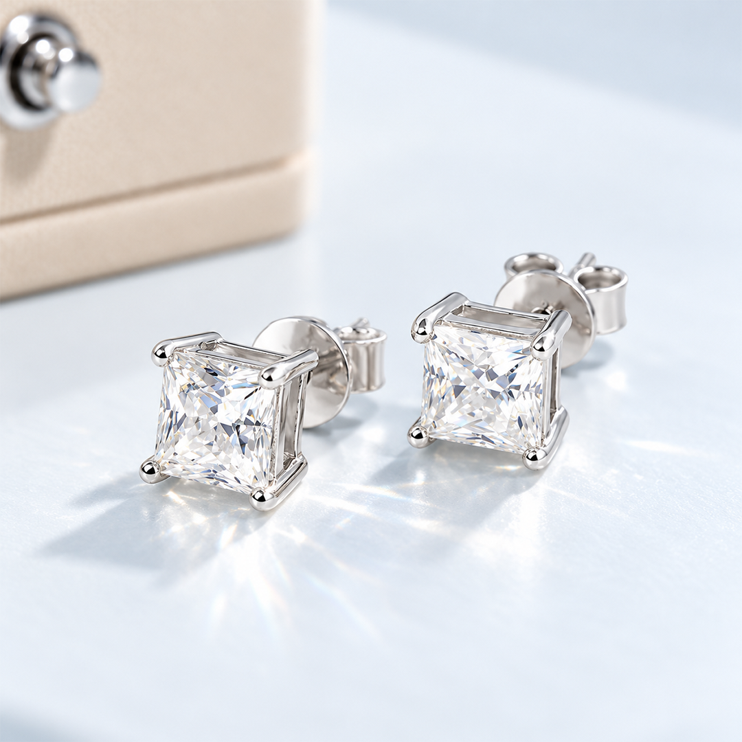 Brinco Solitário Princess Moissanite Banhado a Ouro 18k