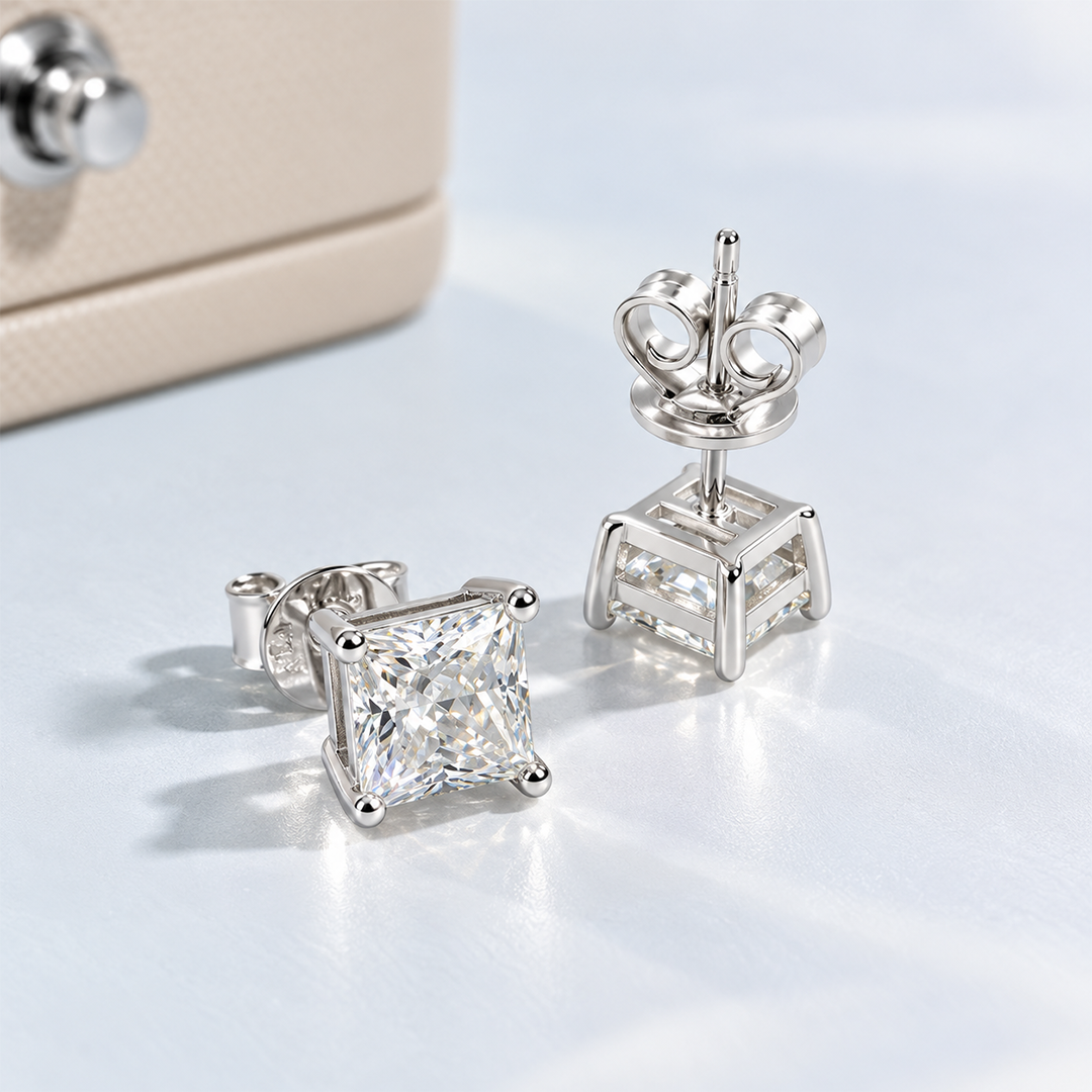Brinco Solitário Princess Moissanite Banhado a Ouro 18k