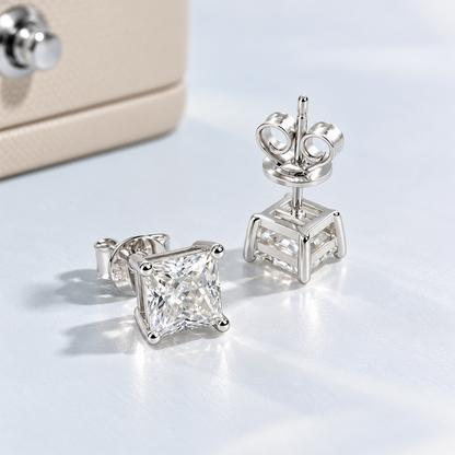 Brinco Solitário Princess Moissanite Banhado a Ouro 18k