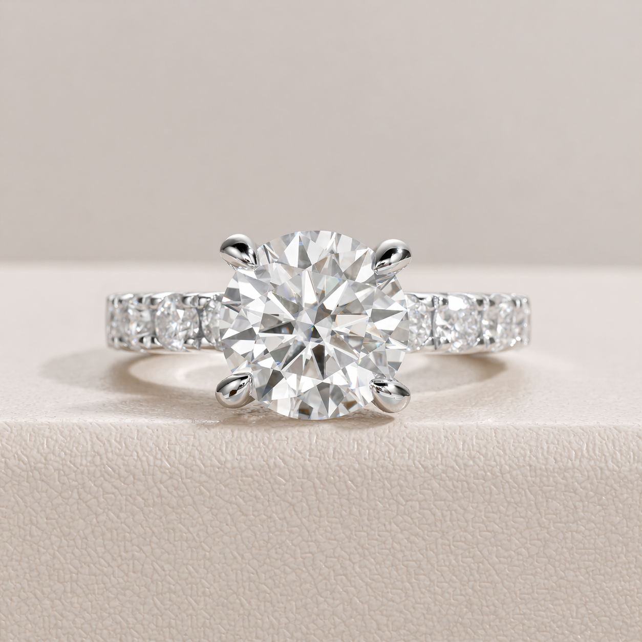 Anel Solitário Real Moissanite Banhado a Ouro 18k