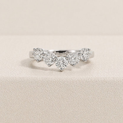 Meia Aliança Faixa Estelar Moissanite Banhada a Ouro 18k