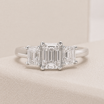 Anel Trigêmeo Esmeralda Moissanite Banhado a Ouro 18k
