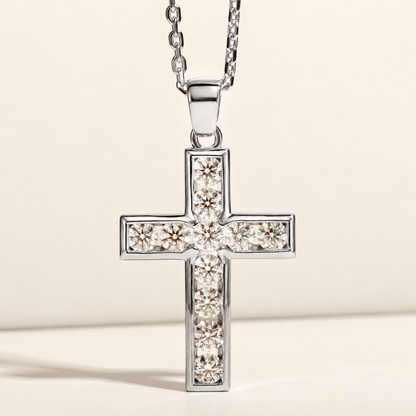 Colar Crucifixo Moissanite Cravejado Banhado a Ouro