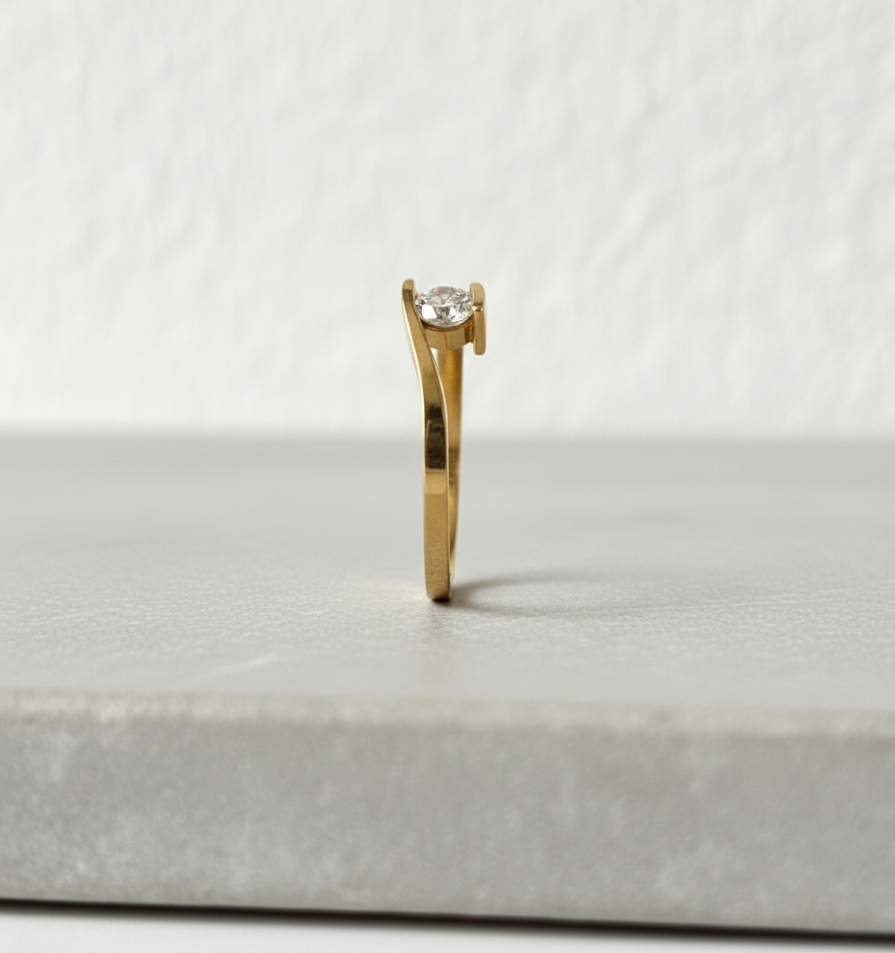 Anel Solitário Polaris Moissanite 3mm em Ouro 18k