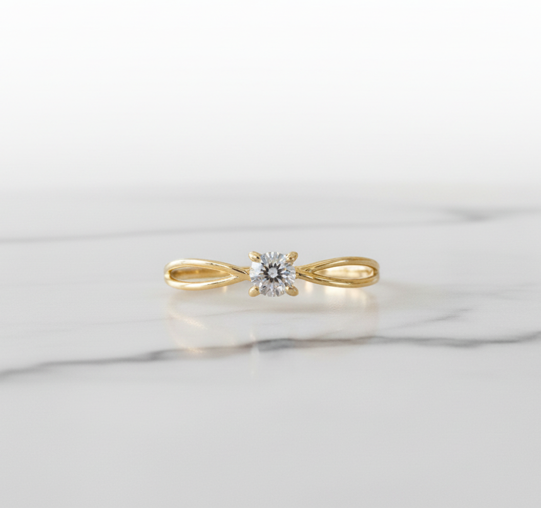 Anel Solitário Veneza Moissanite 3,5mm em Ouro 18k