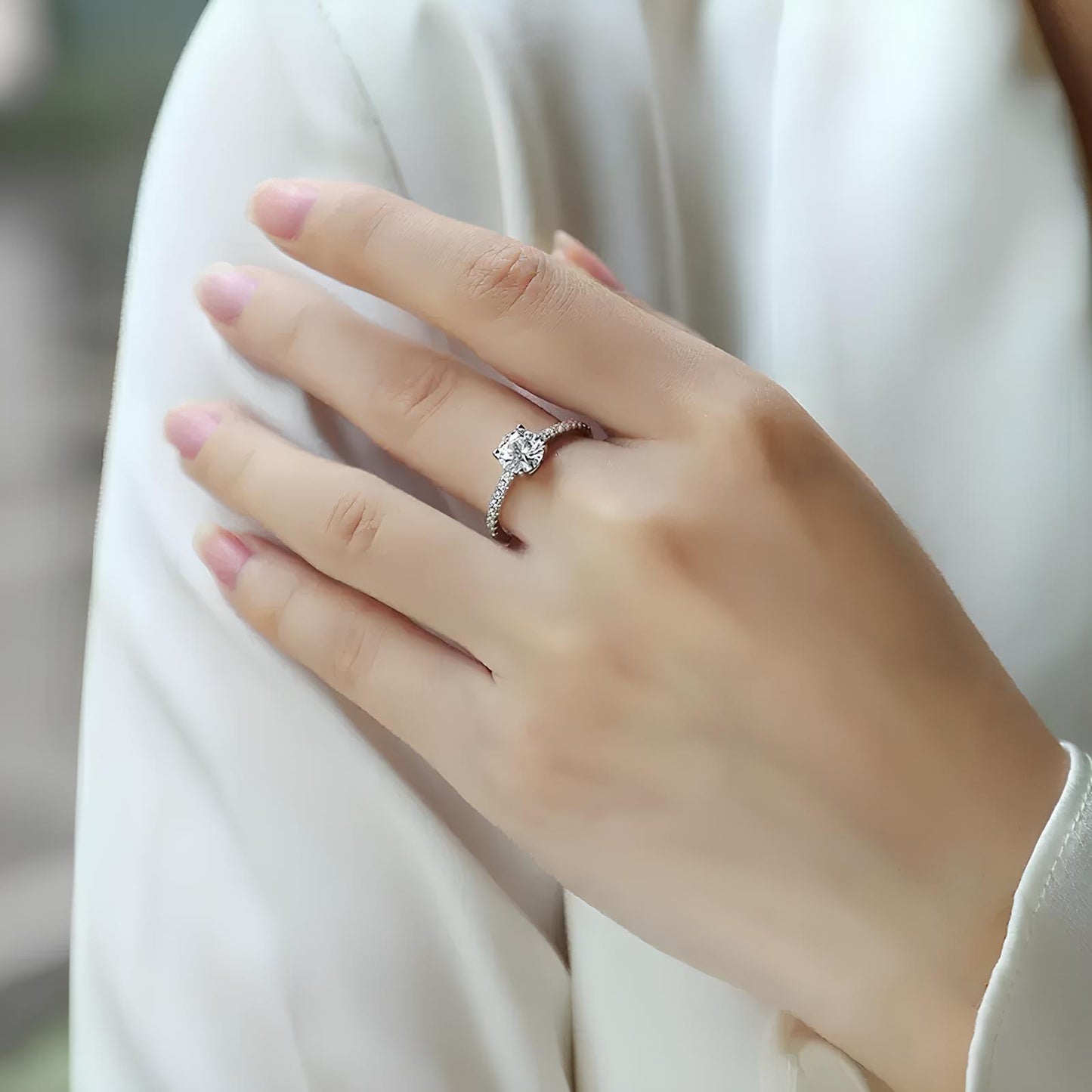 Anel Solitário Vértice Moissanite Banhado a Ouro 18k