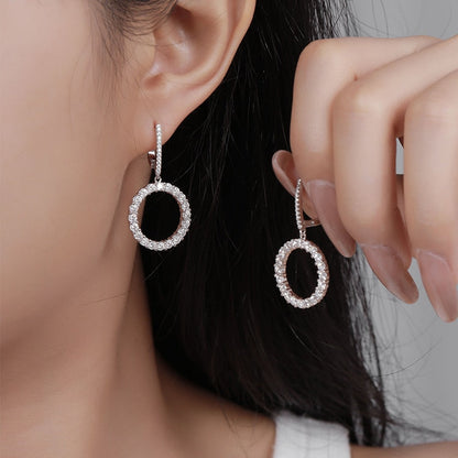 Brinco Círculo Cravejado Moissanite Folheado à Ouro Branco 18k - Loratta 