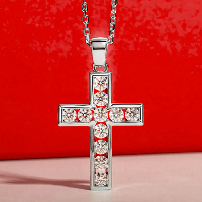 Colar Crucifixo Moissanite Cravejado Banhado a Ouro