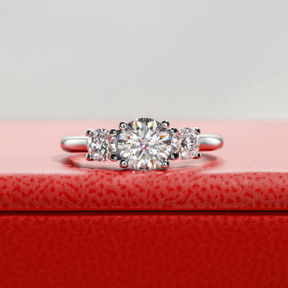 Anel Triplo Brilho Moissanite