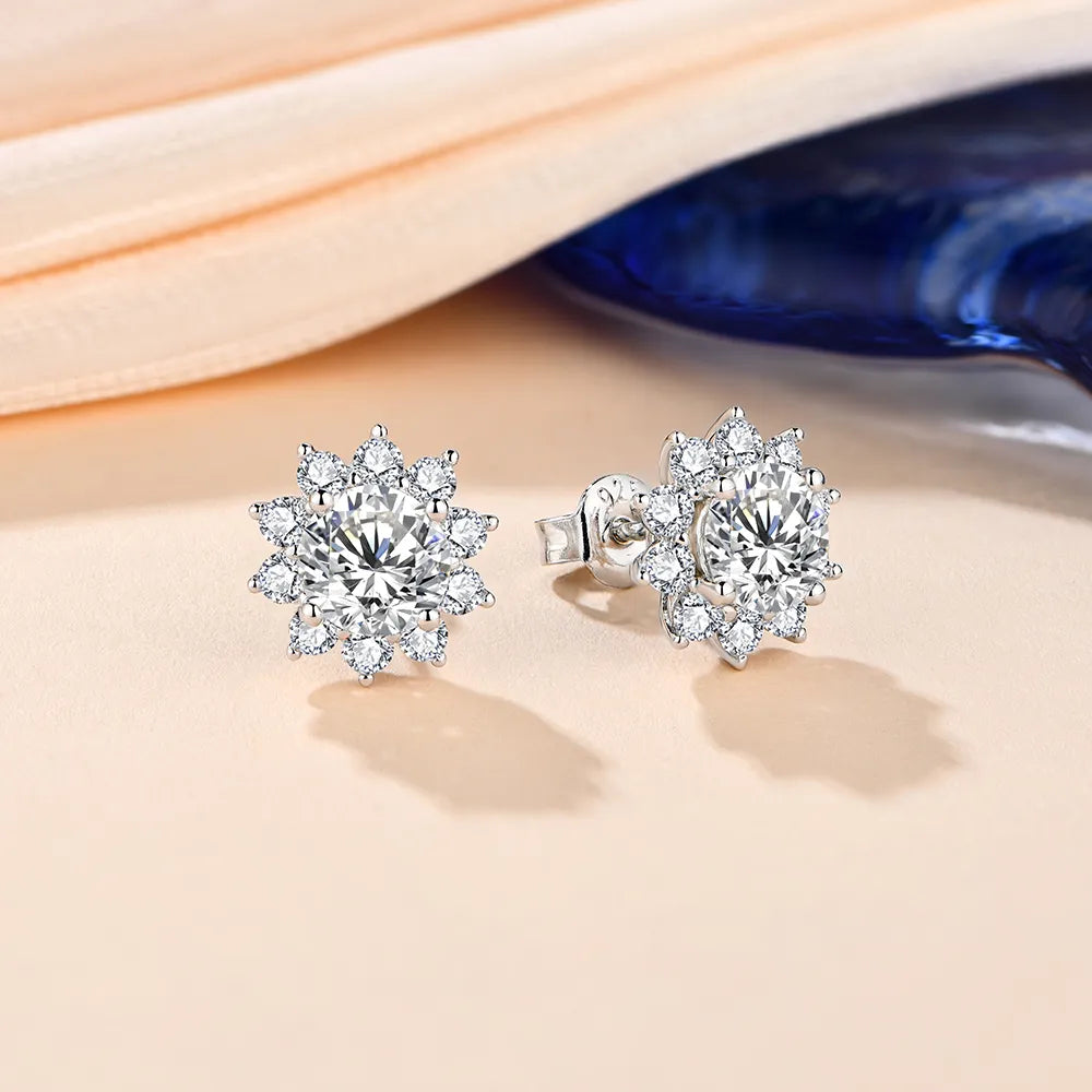 Brinco Flor de Cristal Moissanites em Prata - Loratta 