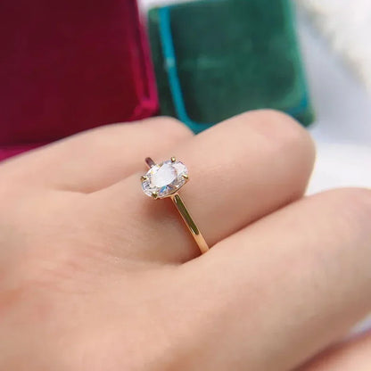 Anel Elegância Oval Moissanite