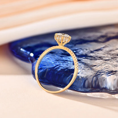 Anel Moissanite Brilhante Cravejado Prata Banho de Ouro