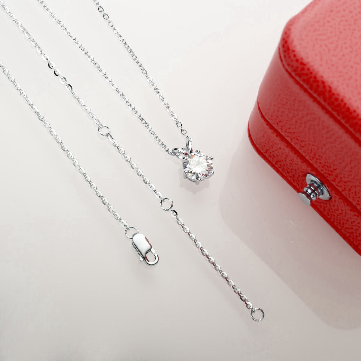 Colar Brilhante 6 Garras Moissanite em Prata