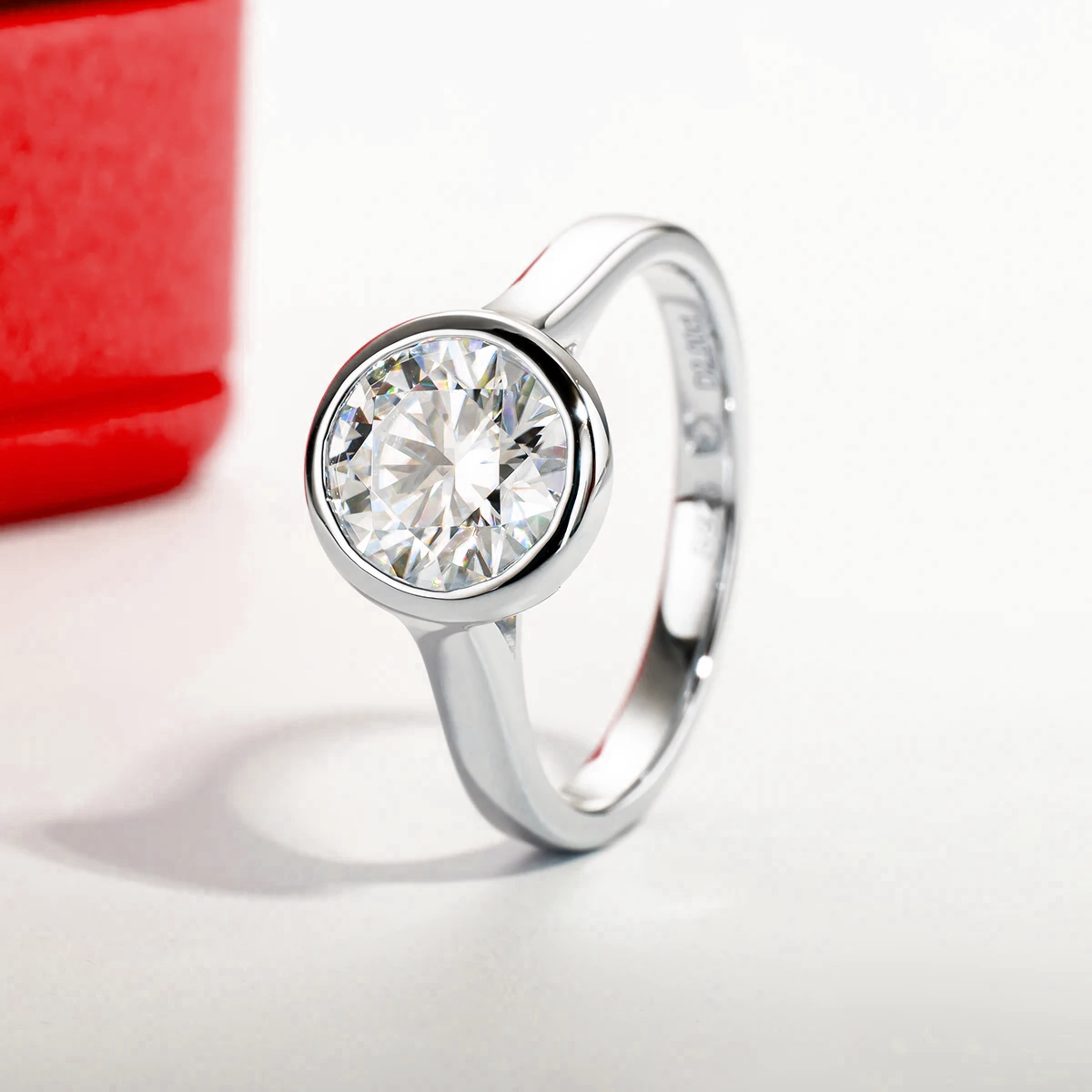 Anel Ponto de Luz Moissanite