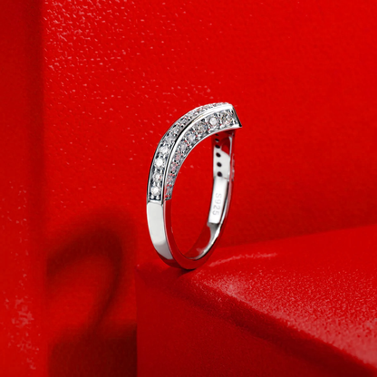 Meia Aliança Vênus Moissanite em Prata Banhada a Ouro