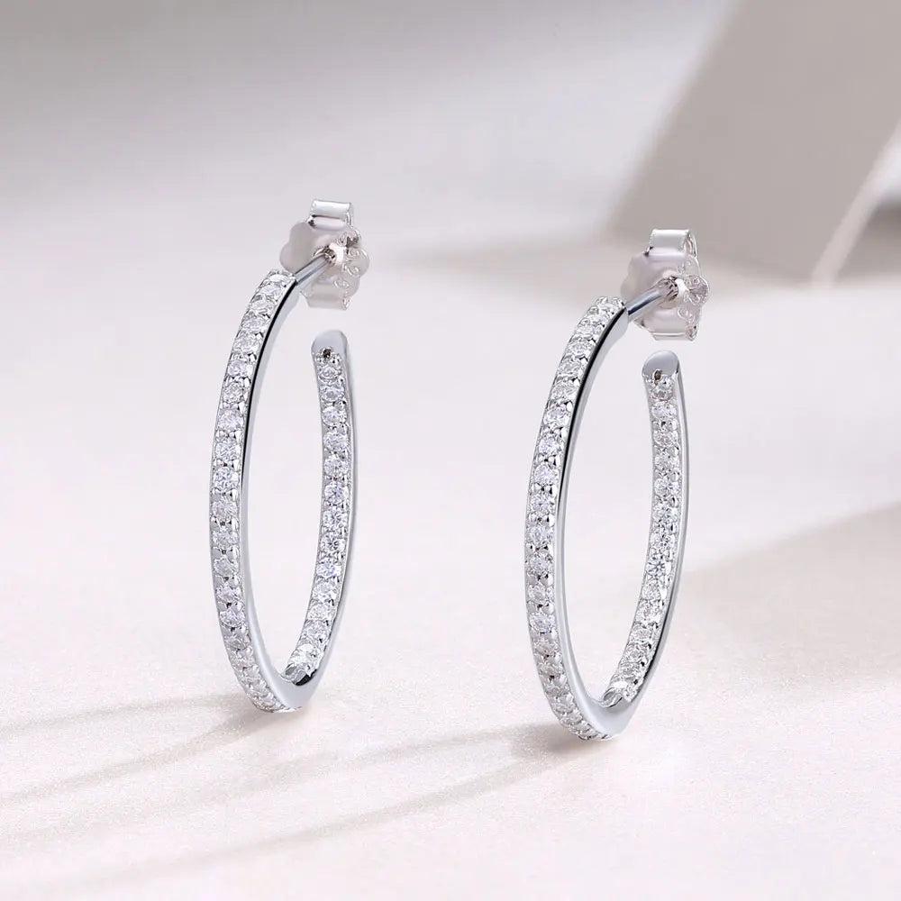 Brinco Argola Cravejado em Moissanites Folheado à Ouro Branco 18k - Loratta 