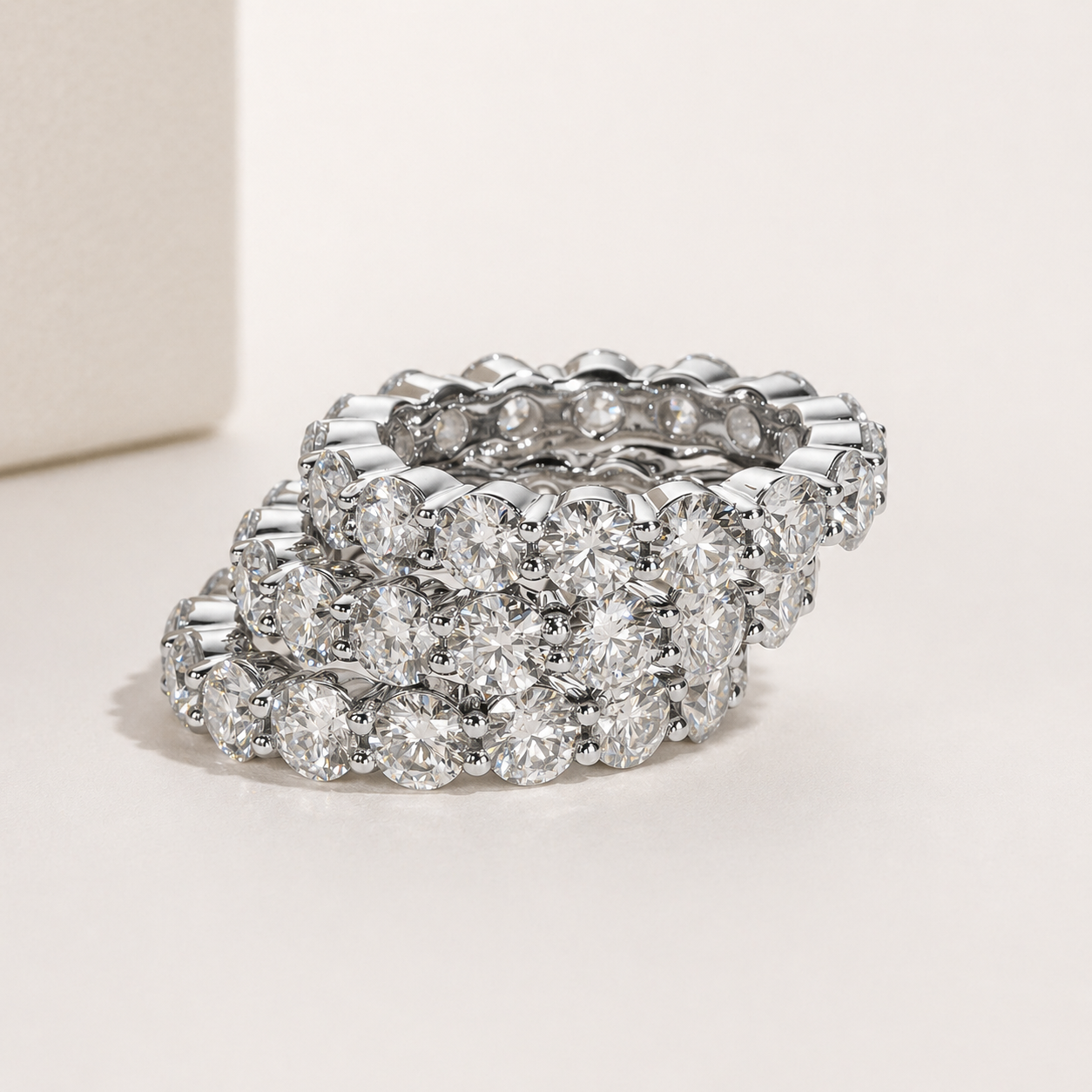 Aliança 400 Pontos Moissanite Banhada a Ouro 18k
