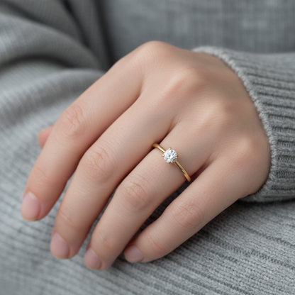 Anel Solitário Sirius Moissanite 4mm em Ouro 18k