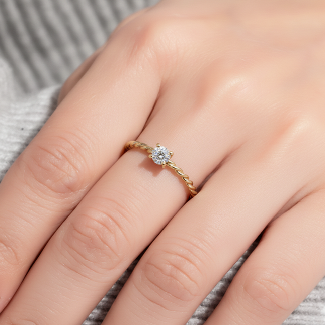 Anel Solitário Orion Moissanite 3mm em Ouro 18k