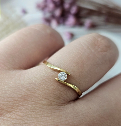 Anel Solitário Polaris Moissanite 3mm em Ouro 18k