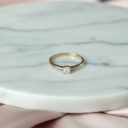 Anel Solitário Sirius Moissanite 4mm em Ouro 18k