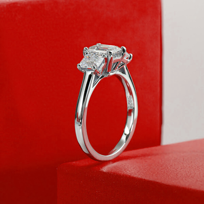 Anel Trigêmeo Esmeralda Moissanite