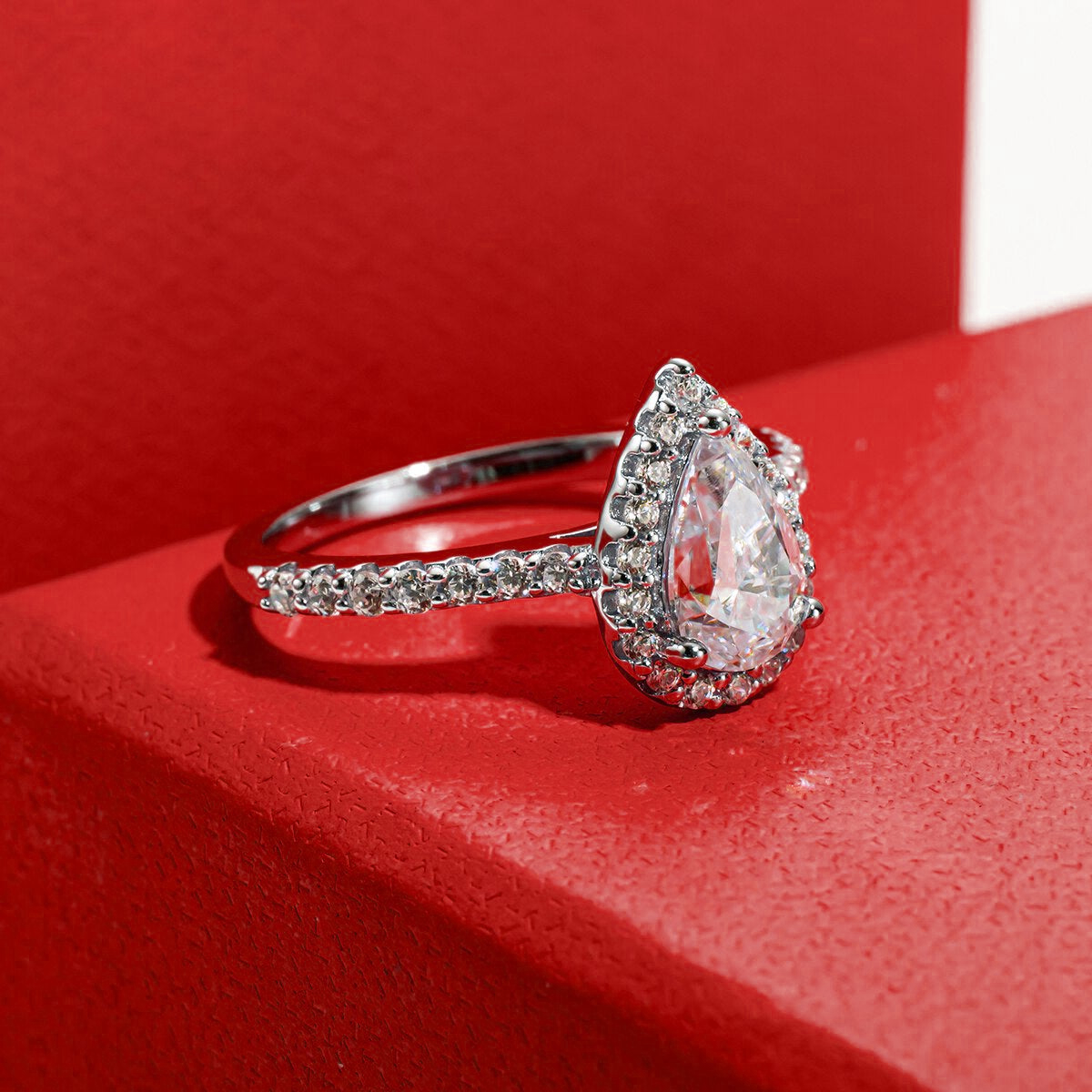 Anel Gota Moissanite Cravejado