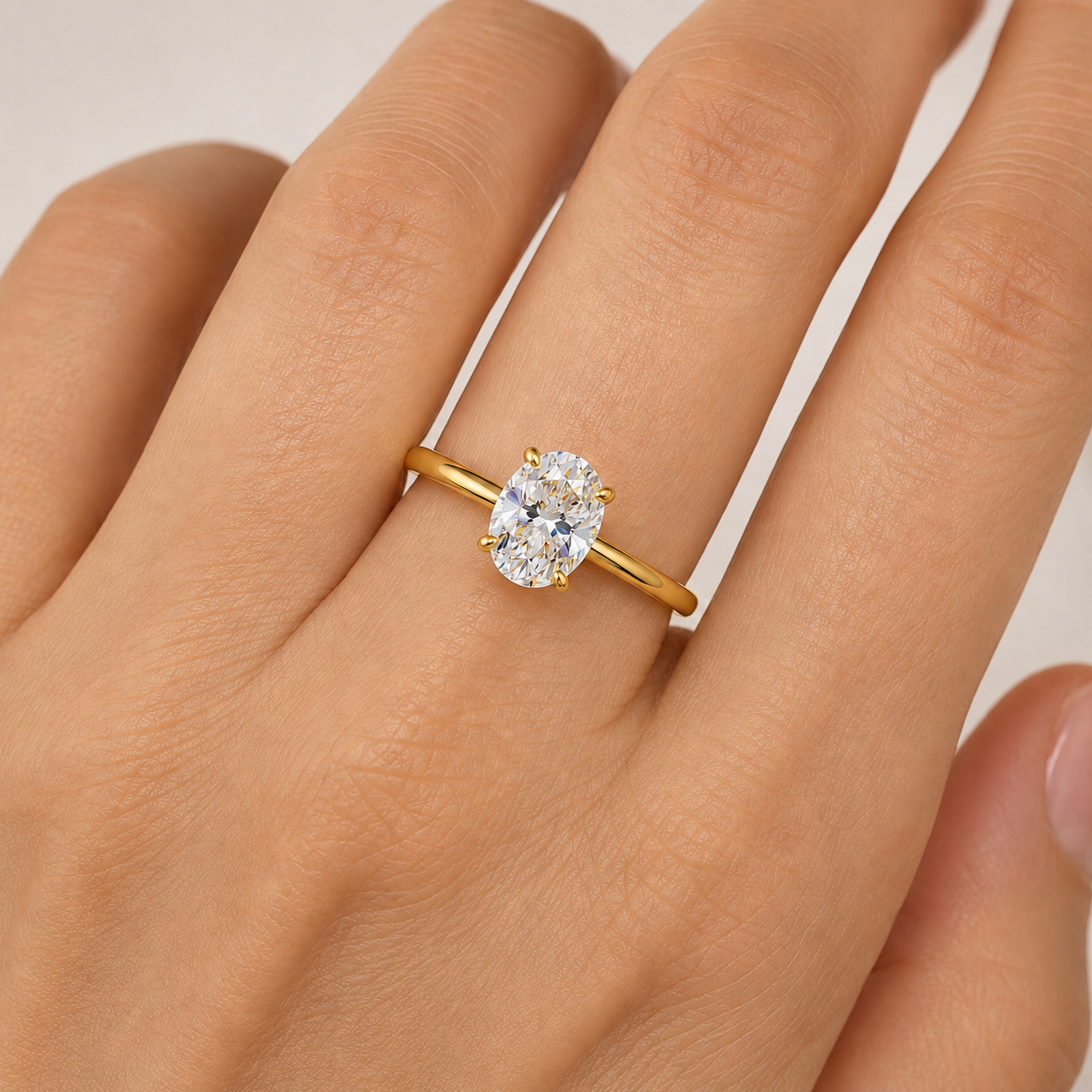 Anel Elegância Oval Moissanite Banhado a Ouro 18k