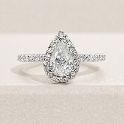 Anel Gota Moissanite Cravejado Banhado a Ouro 18k