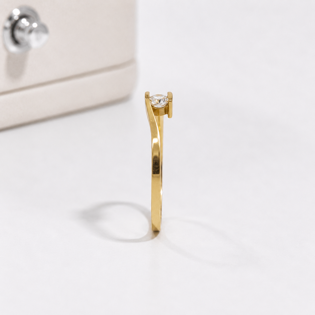Anel Solitário Polaris Moissanite 3mm em Ouro 18k