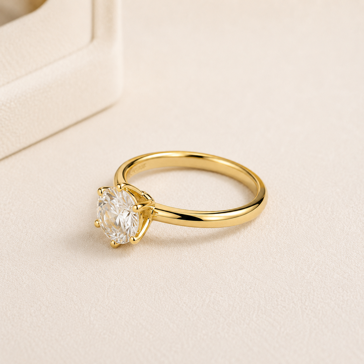 Anel Solitário Solara Moissanite em Ouro 18k