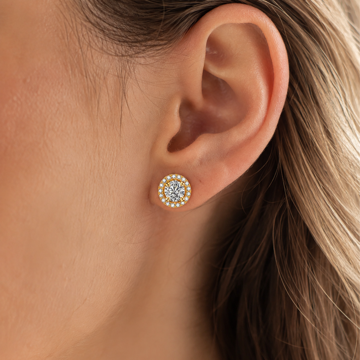 Brinco Cravejado Moissanite Banhado a Ouro 18k