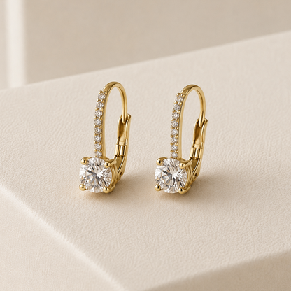 Brinco Ponto Cravejado Moissanite Banhado a Ouro 18k
