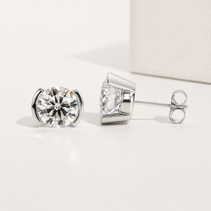 Brinco Ponto de Luz Moissanite Banhado a Ouro 18k