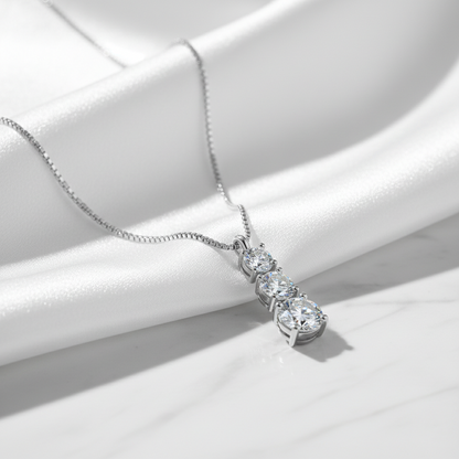 Colar Ponto Triplo Moissanite Banhado a Ouro