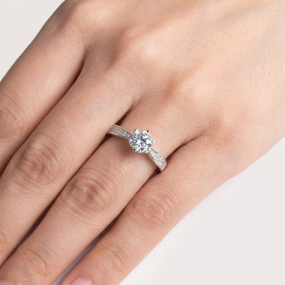 Anel Borealis Moissanite Cravejado Banhado a Ouro 18k