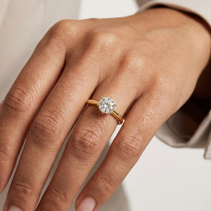 Anel Solitário Solara Moissanite em Ouro 18k